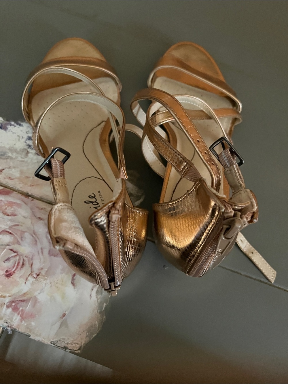 Life Stride Metallic Bronze Strappy Sandals for Women - Picture 4 of 7